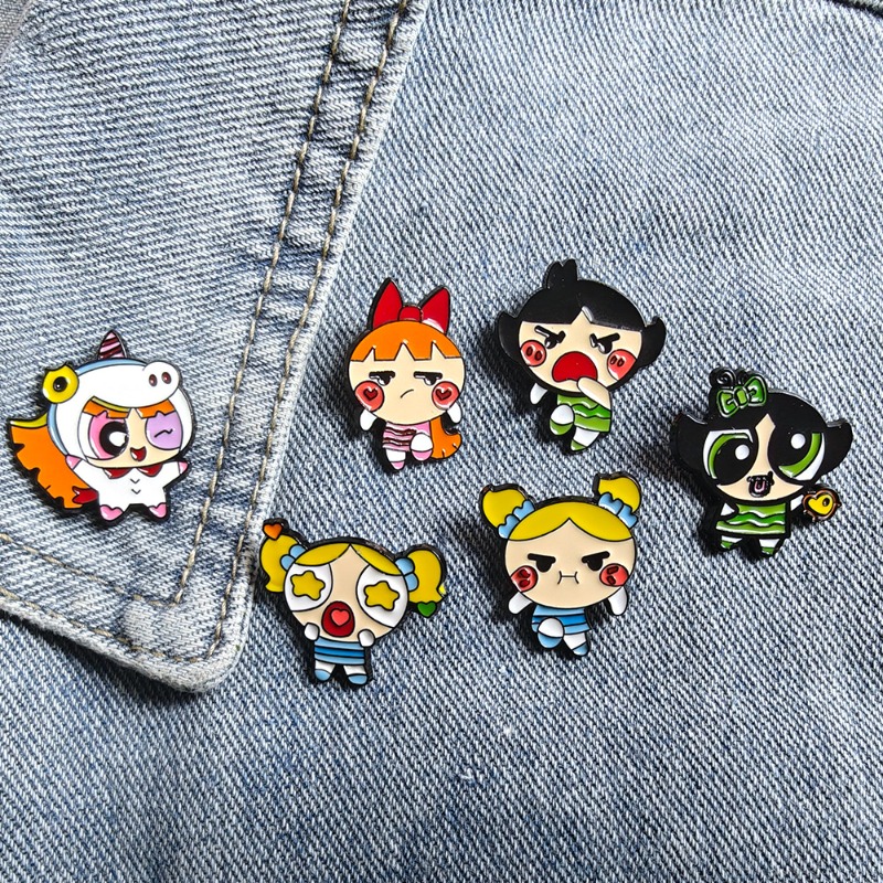 Supply Florist - Spilla/Badge Anime a forma di Piccola