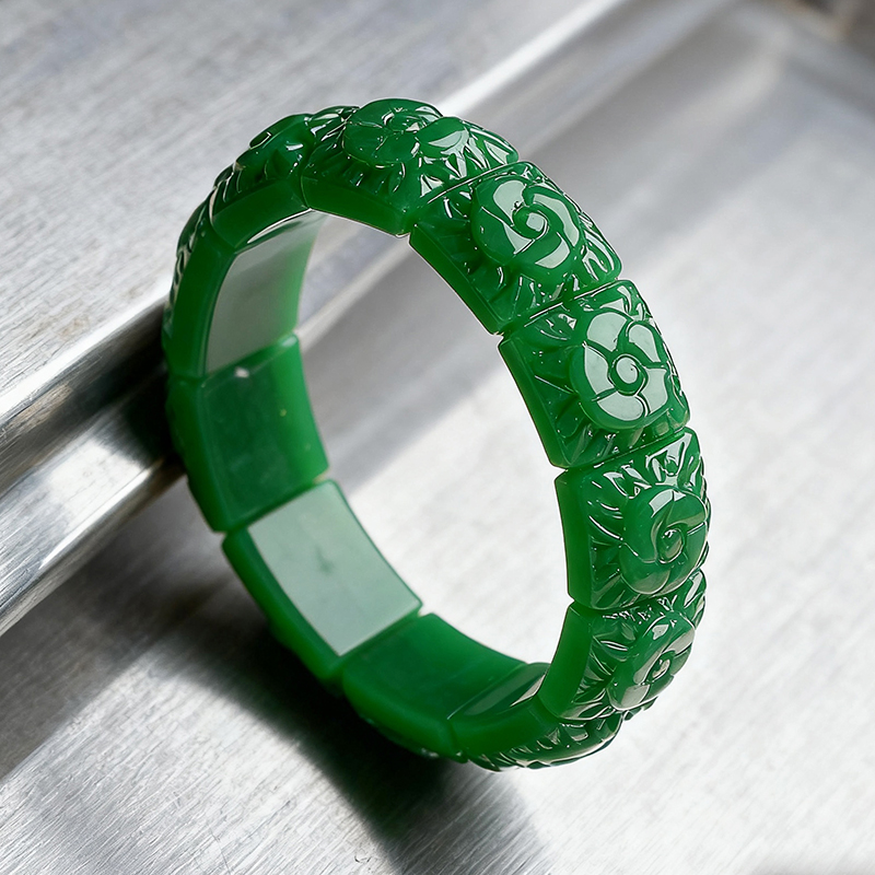 Bracciale con fiore di giada r - Supply Florist recensione e prezzo